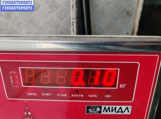 купить Молдинг двери передней левой на Volkswagen Passat B5+ (GP)