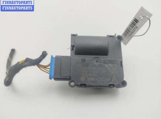 Моторчик заслонки отопителя AU1725494 на Audi A6 C6 (2004-2011)