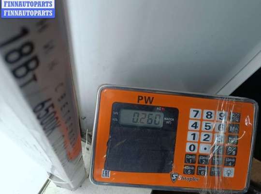 купить Молдинг стекла двери задней левой наружный на Volkswagen Passat B4