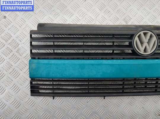 купить Решетка радиатора на Volkswagen Transporter T4