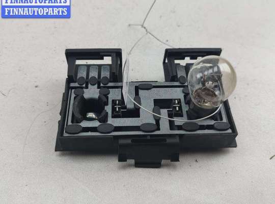 купить Плата фонаря заднего правого на Volkswagen Passat B3