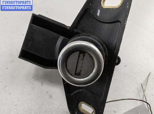 купить Кнопка открывания багажника на Opel Astra G (1998-2004)