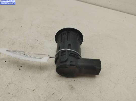 купить Датчик парковки (парктроник) задний на Chrysler Voyager (2001-2007)