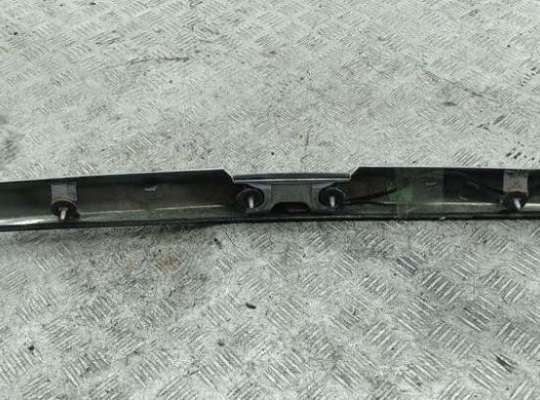 купить Молдинг крышки (двери) багажника на Opel Astra H (2004-2009)