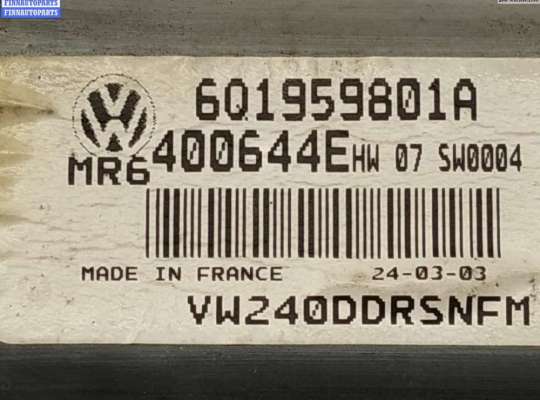 купить Моторчик стеклоподъемника передний правый на Volkswagen Polo (2001-2005)