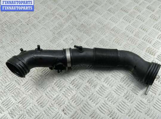 купить Патрубок воздушного фильтра на Volkswagen Passat B5+ (GP)