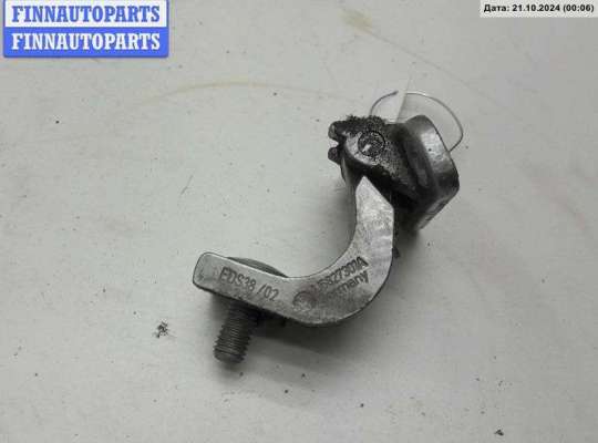 купить Петля крышки (двери) багажника на Volkswagen Golf-4