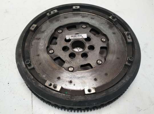 Купить Маховик на Renault Scenic II (2003-2009) Маховик RN1141449 на Renault Scenic II (2003-2009)