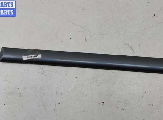 купить Молдинг двери передней правой на Opel Vectra B (1995-2002)