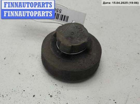 купить Кронштейн крепления на Volkswagen Passat B5