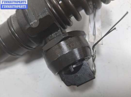 купить Форсунка топливная на Volkswagen Caddy (2004-2010)