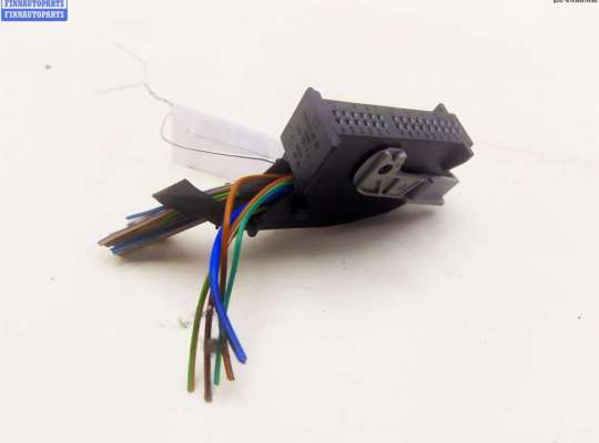 Разъем (фишка) проводки MB1493539 на Mercedes E-Class W210 (1995-2002)