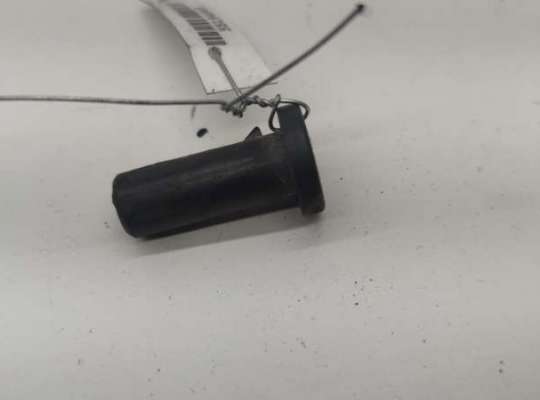 купить Кронштейн радиатора на Audi A6 C5 (1997-2005)