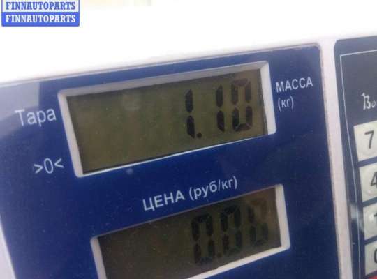 купить Петля двери передней правой на Volkswagen Caddy (2004-2010)