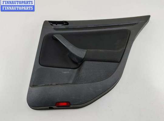 Обшивка двери задней правой (дверная карта) VG2674165 на Volkswagen Golf-6