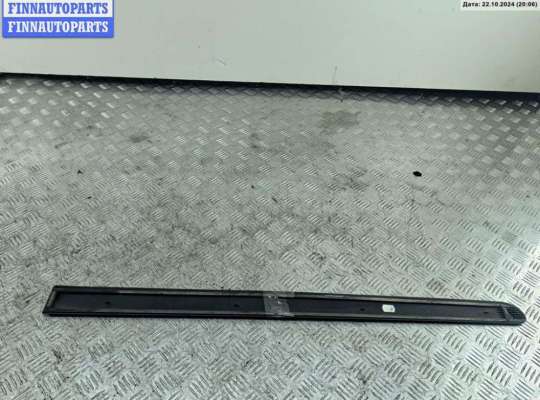 Молдинг на Opel Zafira B