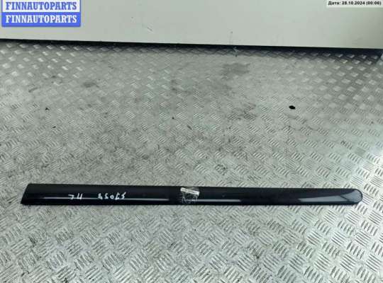 Молдинг на Opel Zafira B
