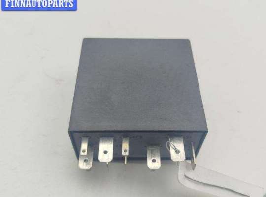 купить Реле стеклоочистителя (дворников) на Volkswagen Passat B5+ (GP)