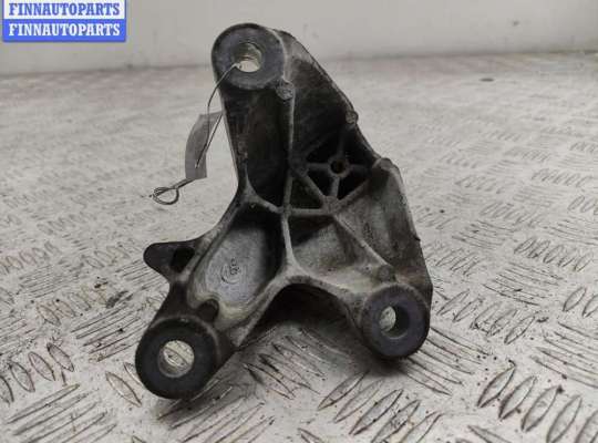 купить Кронштейн КПП опорный на Ford Focus I (1998-2005)