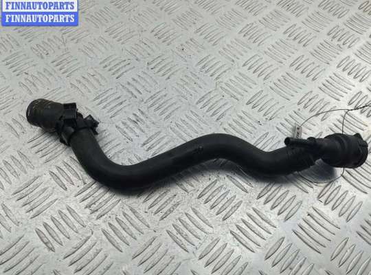 купить Патрубок отопителя (печки) на Volkswagen Bora