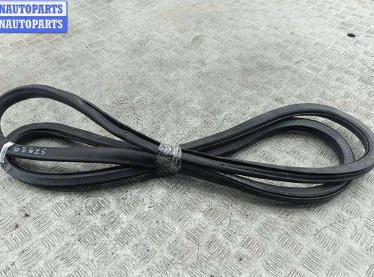 купить Уплотнитель двери передней левой на Volkswagen Passat B6