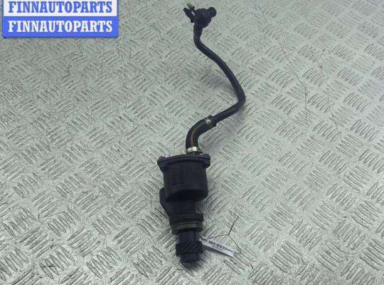 купить Насос вакуумный на Volkswagen Passat B5