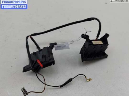 Кнопки руля FO1840982 на Ford C-Max