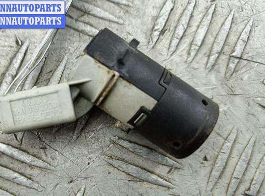 купить Датчик парковки (парктроник) задний на Audi A3 8P (2003-2012)