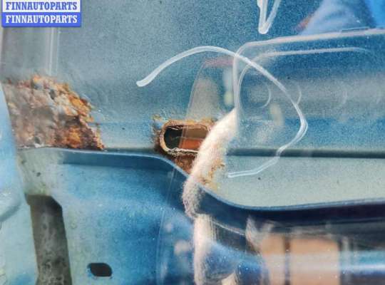 купить Дверь боковая передняя правая на Volkswagen Passat B5