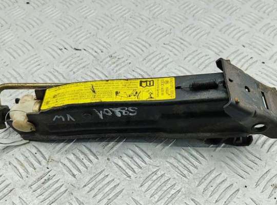 Купить Домкрат на Volkswagen Passat B4 Домкрат VG2741055 на Volkswagen Passat B4