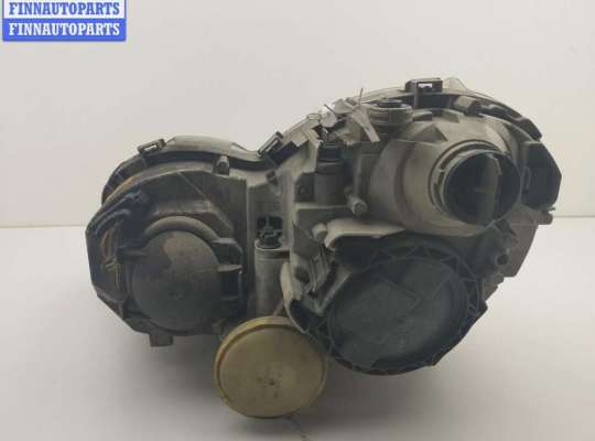 купить Фара правая на Mercedes C-Class W203 (2000-2006)