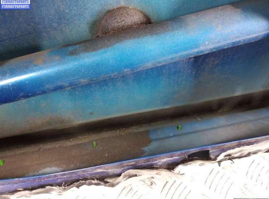 купить Дверь боковая передняя левая на Suzuki Swift