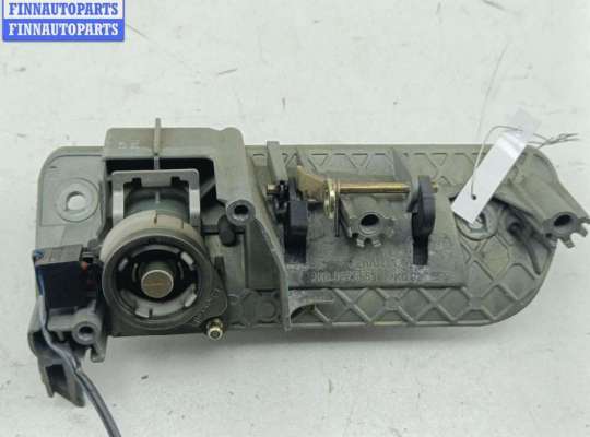 купить Ручка двери наружная задняя левая на Volkswagen Caddy (2004-2010)