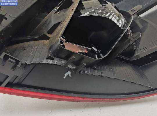 купить Фонарь задний левый на Volkswagen Golf-6