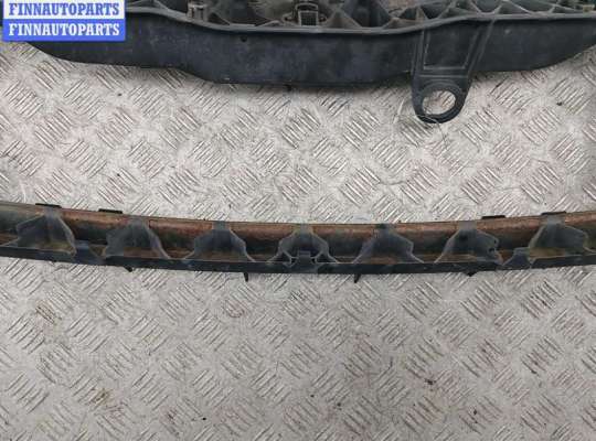 купить Рамка передняя (панель кузовная, телевизор) на Ford Focus II (2004-2011)