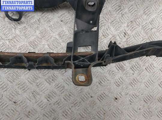 купить Рамка передняя (панель кузовная, телевизор) на Ford Focus II (2004-2011)