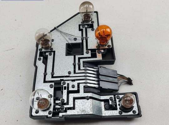 купить Плата фонаря заднего правого на Opel Vectra B (1995-2002)