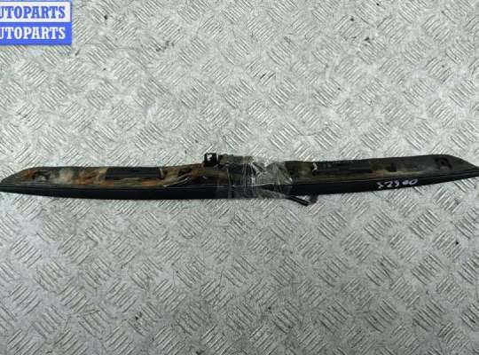 купить Накладка подсветки номера на BMW 3 E46 (1998-2006)