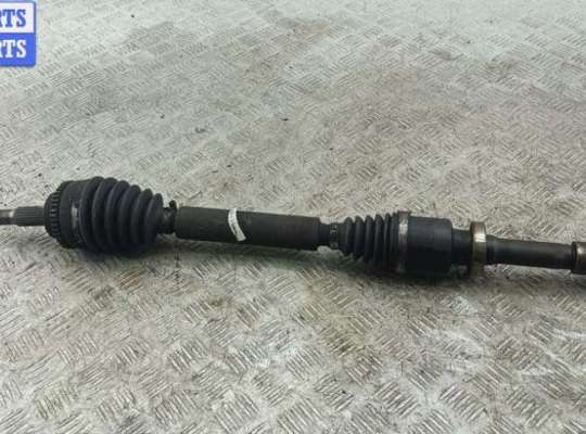 купить Полуось передняя правая на Renault Scenic I (1996-2003)