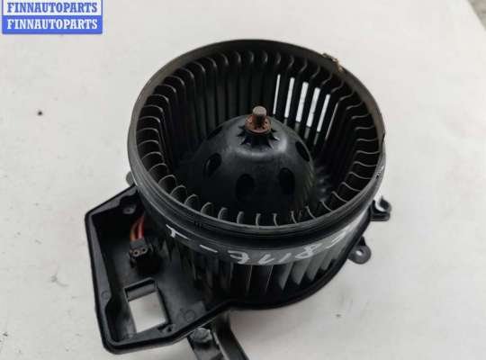 Двигатель отопителя (моторчик печки) MB1649555 на Mercedes C-Class W203 (2000-2006)