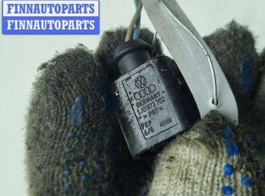 купить Разъем (фишка) проводки на Volkswagen Golf-4