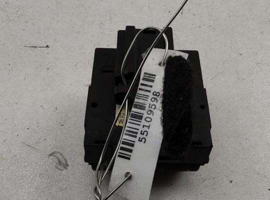 купить Блок кнопок управления стеклоподъемниками на Audi A3 8P (2003-2012)