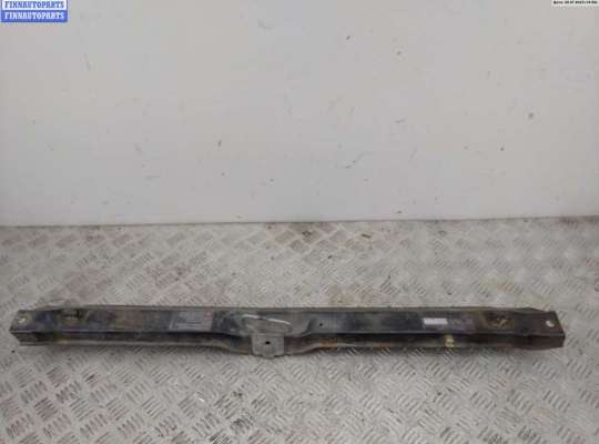 Рамка (планка) капота VG2399080 на Volkswagen Transporter T4