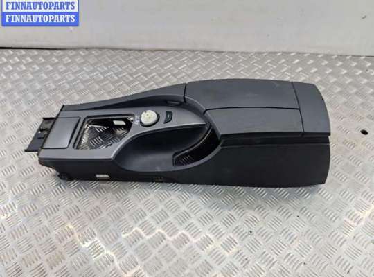 Купить Консоль салона (центральная часть) на BMW 5 E60/E61 (2003-2010) Консоль салона (центральная часть) BM3558953 на BMW 5 E60/E61 (2003-2010)