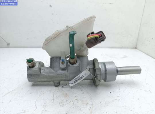 Главный тормозной цилиндр (ГТЦ) на Peugeot 307