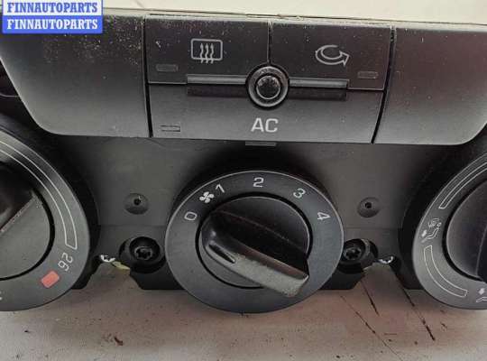 купить Переключатель отопителя на Skoda Octavia mk2 (A5 1Z) 2004-2013
