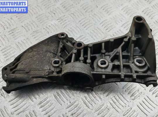 купить Кронштейн генератора на Dacia (Renault) Logan