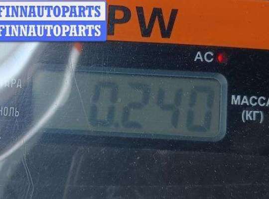 Лючок бензобака на Volkswagen Passat B6 (3C)