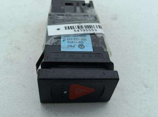 купить Кнопка аварийной сигнализации (аварийки) на Volkswagen Passat B5+ (GP)