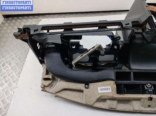 Панель передняя салона (Торпедо) на Opel Astra H / Classic